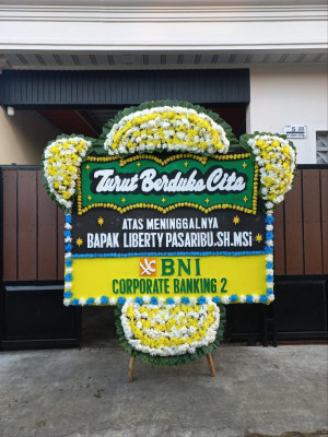 Papan Bunga Duka di Kemiri